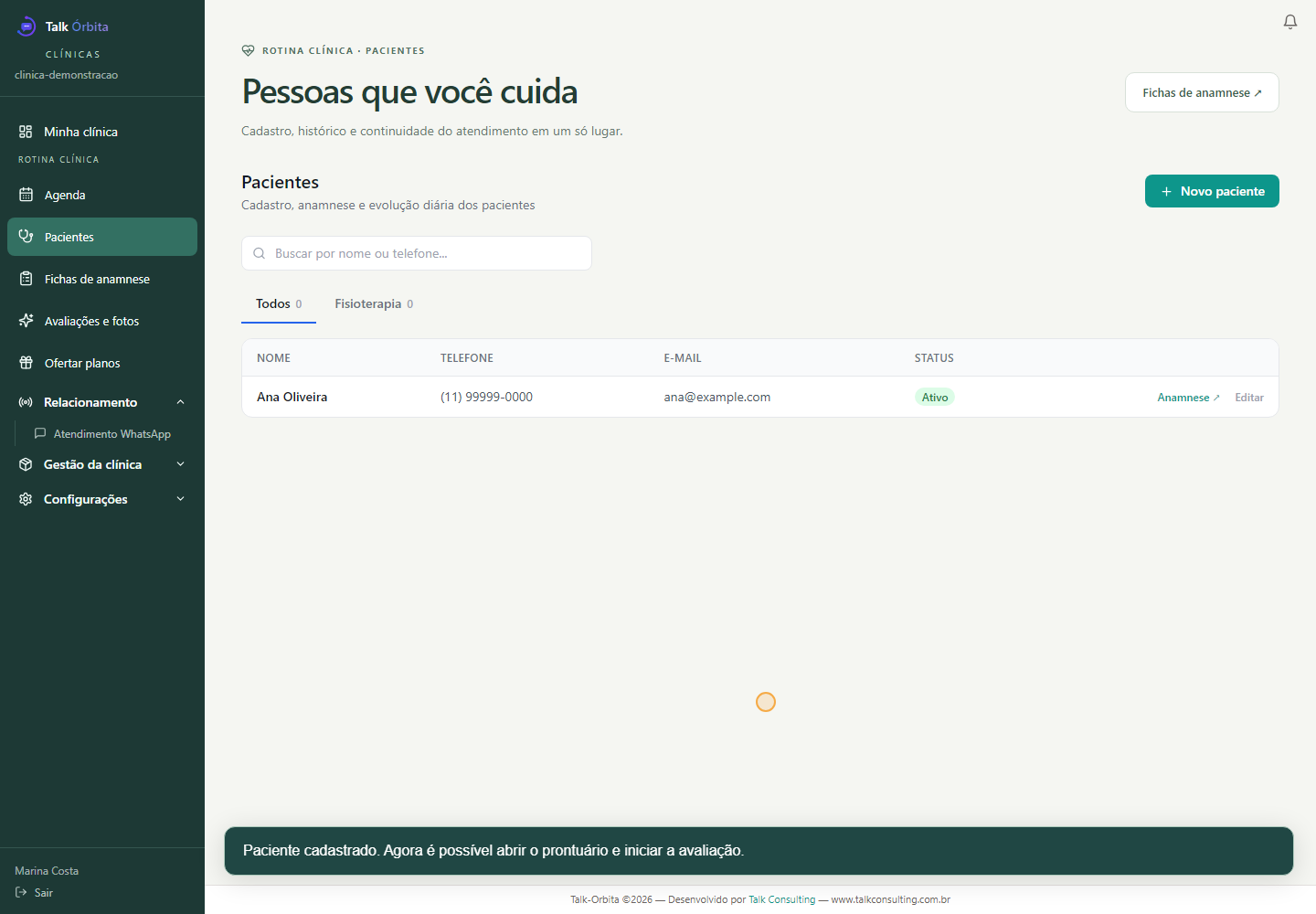 Tela real do Talk Órbita mostrando a lista de pacientes com cadastro fictício
